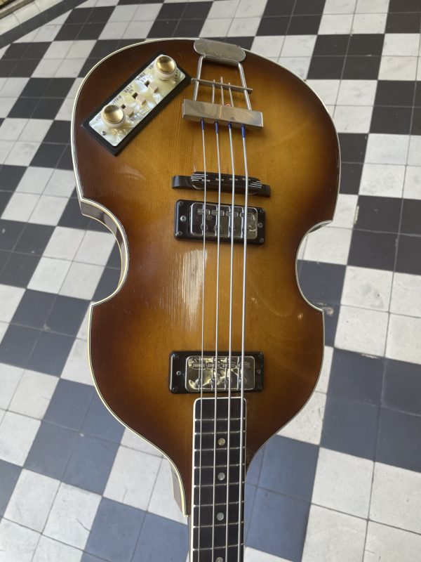 hÖfner super 3 solid c.1964 (copie)