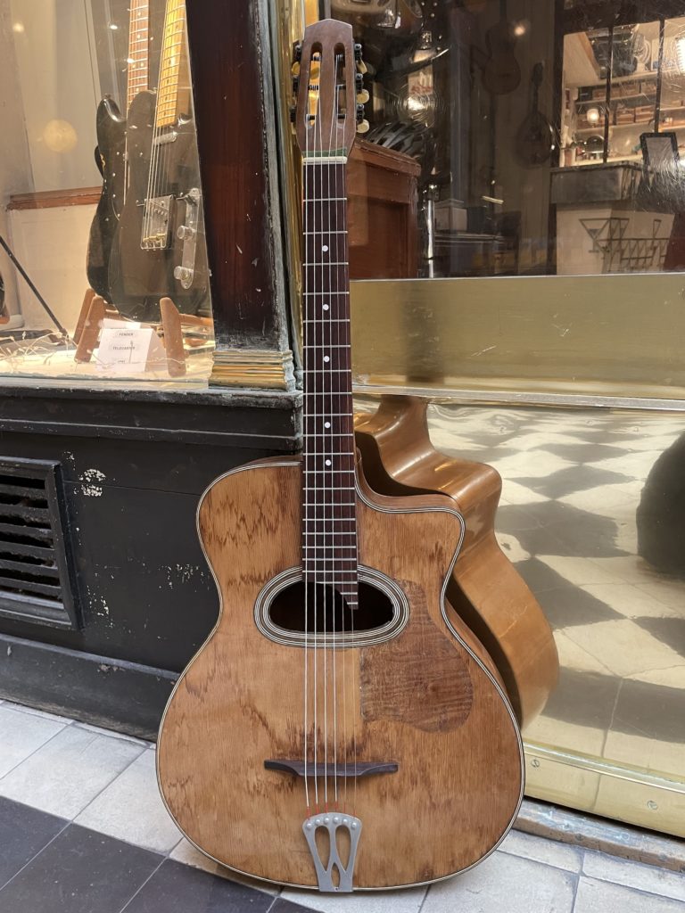 casanova,lutherie,guitare,expert,restauration,fabrication,guitares