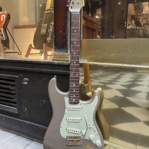 fender custom shop 1960 stratocaster relic 2007