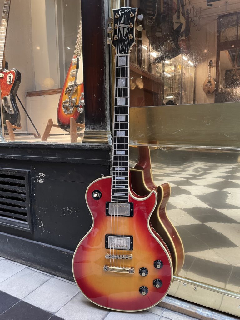 gibson les paul custom 1974